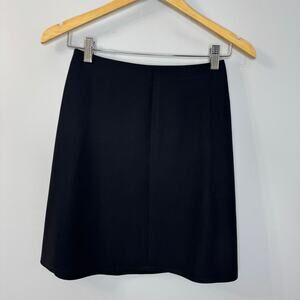 Louis Vuitton Uniformes Black A-line Mini Skirt Classic Sz 2 READ